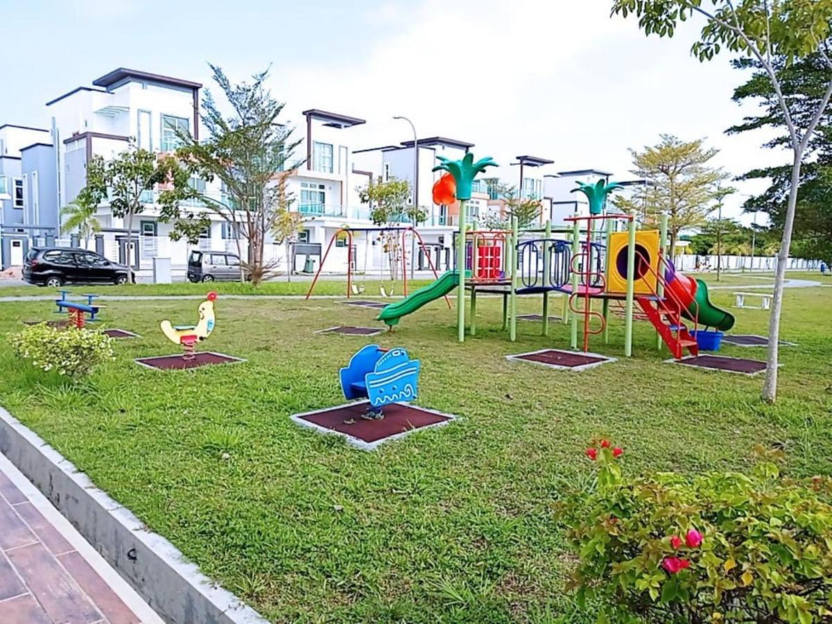 My Home Kayangan Villa Malacca C10 Exterior photo